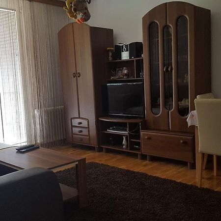 Apartment Zenica Exteriör bild